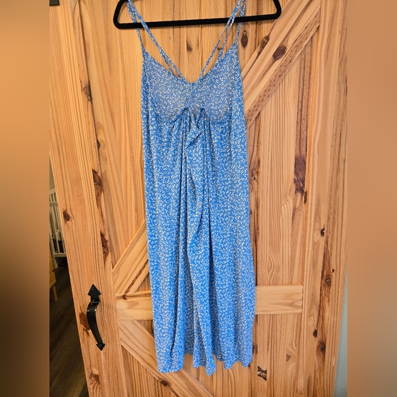 Gap midi floral blue dress, medium, new without tags - Picture 2 of 5